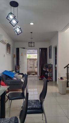 Rumah Sudah Renov di Cluster Australia Green Lake City Startegis