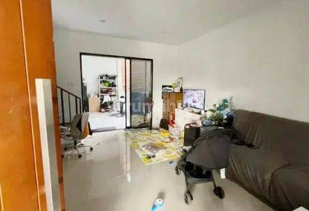 Rumah 2lt Luas 7x16 112m2 Type 2kt Cluster Jura Metland Menteng