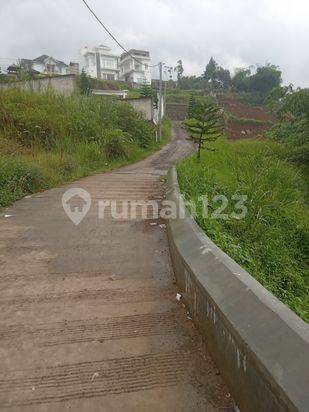 Tanah bagus 2000 m² SHM megamendung bogor 