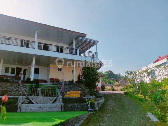 Di Sewakan villa cristine 