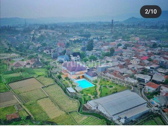 Dijual Villa Beserta Pabrik di Puncak 