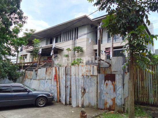 Gedung Kantor 3 Lantai Murah dan Strategis di Bandung Wetan