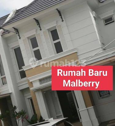 New!!! Rumah baru 2 Lantai di Malberry Barat banjar wijaya 