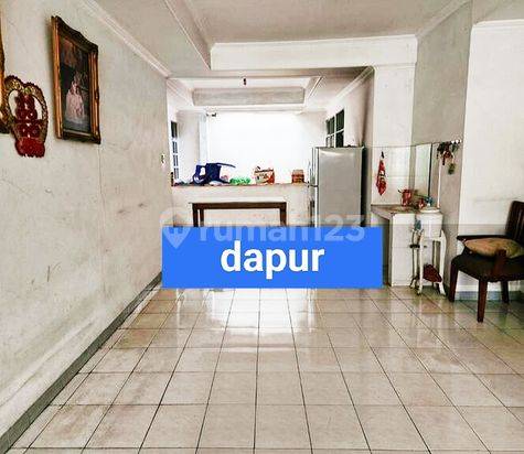 Hot price !! Rumah 2 Lantai SHM di Taman golf Selatan