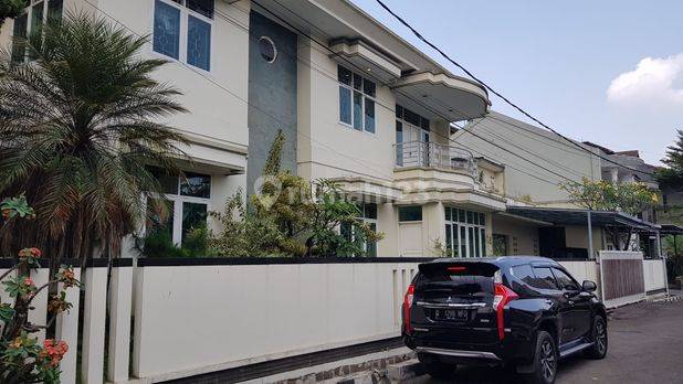 Jual sewa Rumah Siap Huni Luxurious Batu Mas 