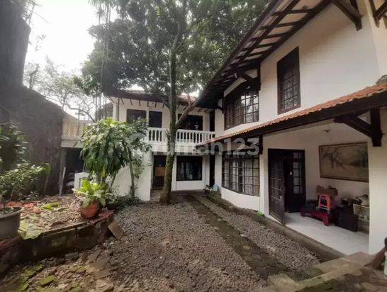 Rumah Luas Asri Murah Dekat Kiara Artha Park di Kiaracondong