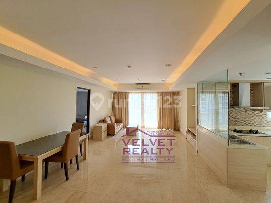 Dijual Apt Royale Springhill Kemayoran 2+1 BR Privat Lift vr916