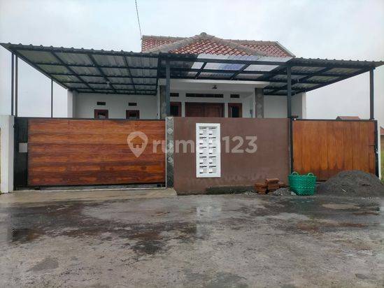 Rumah Baru Siap Huni Dekat Kampus UMS dan Mall Transmart
