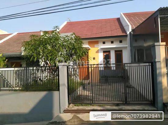Rumah minimalis modern Di cluster Shafira cibiru kodya Bandung 
