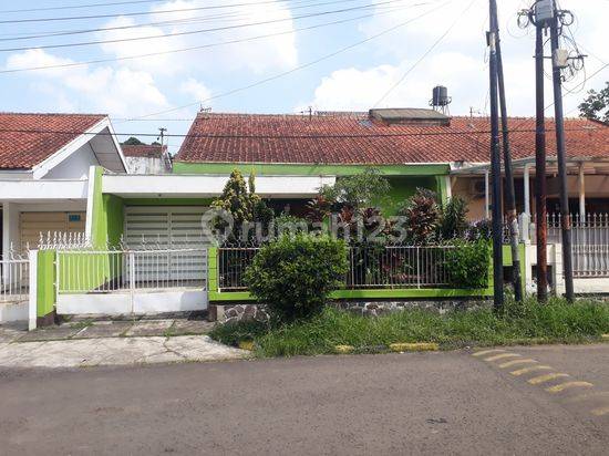 Jual Rumah Kompleks Sumber Sari , Bandung. Kompleks tenang & nyaman