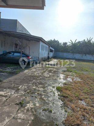 Pabrik Besar Strategis Terawat di Mainroad Raya Sapan, Bandung 
