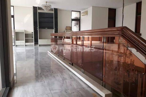 Rumah Terawat Di Permata Hijau Senayan Jakarta Selatan