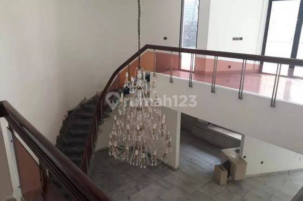 Rumah Terawat Di Permata Hijau Senayan Jakarta Selatan