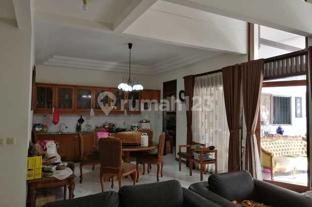 Rumah dijual di Sukahaji Bagus siap huni dam terawat ada taman depan belakang