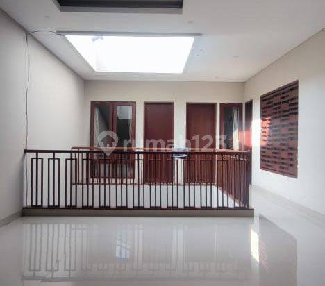 Rumah di Setra duta sepang Sudah Renovasi SHM Barat