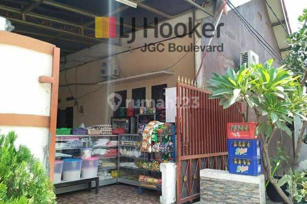 Rumah Sudah Renovasi Unfurnished SHM di Perumahan Mutiara Gading City , Bekasi