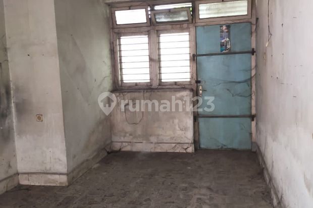 Ruko 2 Lantai Hitung Tanah Saja di Pasar Besar Malang 