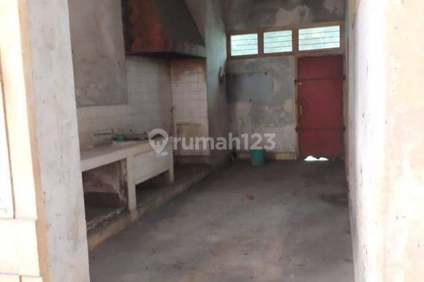 Ruko 2 Lantai Hitung Tanah Saja di Pasar Besar Malang 