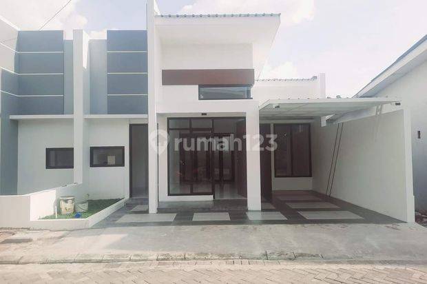 RUMAH BARU SIAP HUNI Jln. Sultan Alauddin Makassar