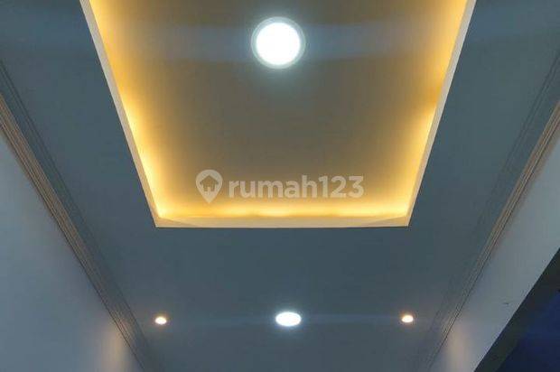 di Rumah dijual 2 lantai buduran Sidoarjo 