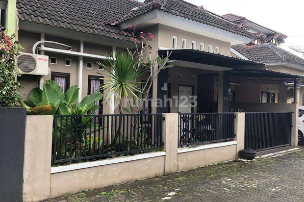 Rumah Di Jalan Jeruk Magelang Kota Dekat Untid One Gate Sistem