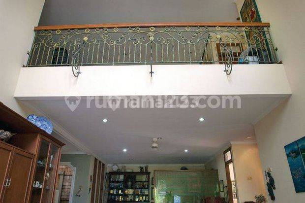 Rumah di Bintaro ,uk 18x30m, Semi Furnish, Shm, Tangerang Selatan