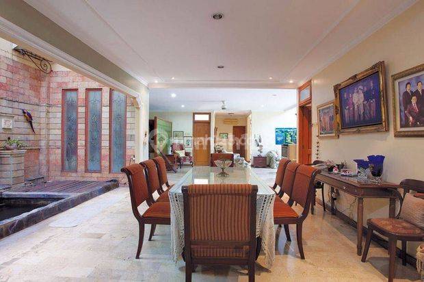 Rumah di Bintaro ,uk 18x30m, Semi Furnish, Shm, Tangerang Selatan