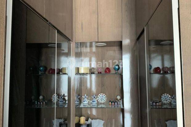 Apartemen St. Moritz, Uk 157 M2. Furnish, 2 BR , Ppjb, Jakbar 