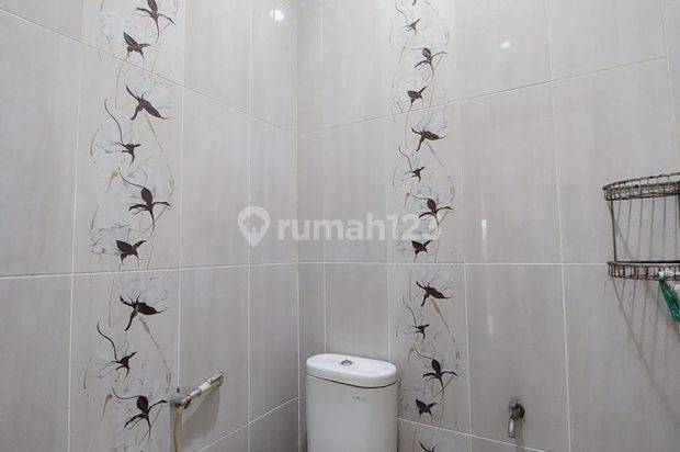 Rumah bangunan baru di Perumahan p&k 2 Lantai SHM