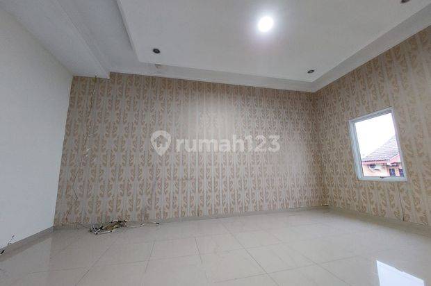 Rumah bangunan baru di Perumahan p&k 2 Lantai SHM