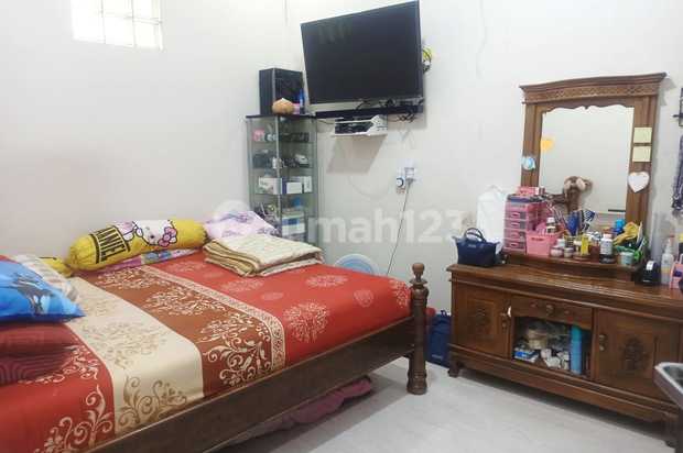 Dijual Rumah hook di komplek Pengayoman tangerang SHM Bagus