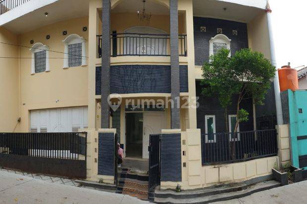 Rumah 2 Lantai SHM di Surabita Cisauk Tangerang