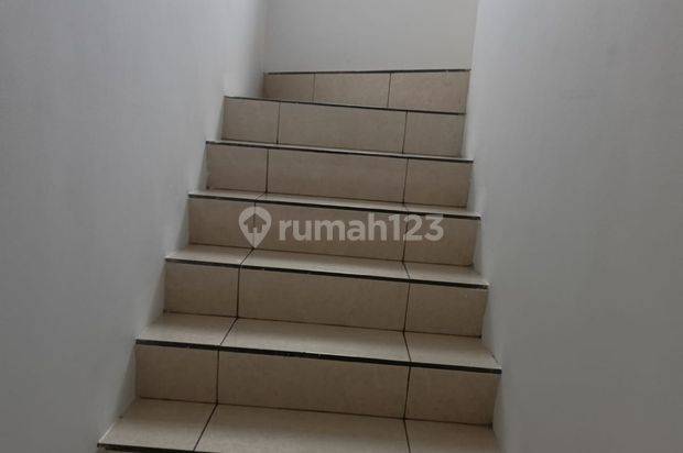 RUMAH SIAP HUNI DI CLUSTER PREMIUM BSD CITY DEKAT AKSES TOL
