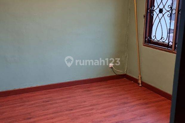 RUMAH CLUSTER SIAP HUNI DEKAT MALL DAN AKSES TOL
