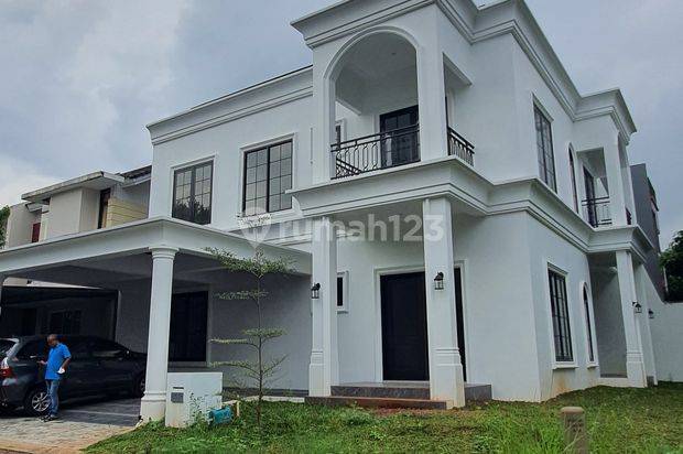 RUMAH FULL CLUSTER  MEWAH DI SCBD BSD CITY, SIAP HUNI, ASRI ,DEKAT AKSES TOL