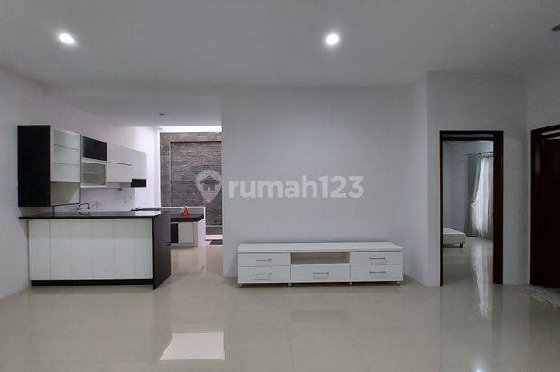 Rumah Asri Sejuk Terawat di Sayap Setiabudi Gegerkalong Dkt KPAD