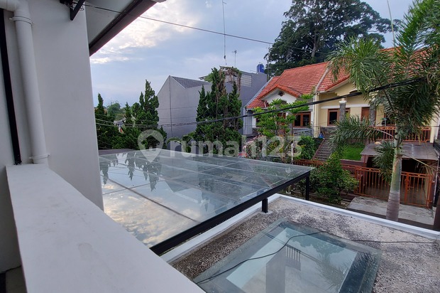 Rumah Asri Sejuk Terawat di Sayap Setiabudi Gegerkalong Dkt KPAD