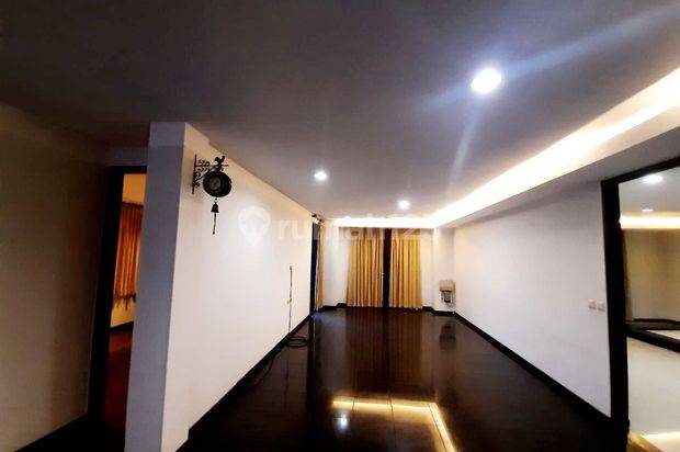 Rumah Mewah Private Pool di Hegarmanah Bandung 5 menit ke Dago
