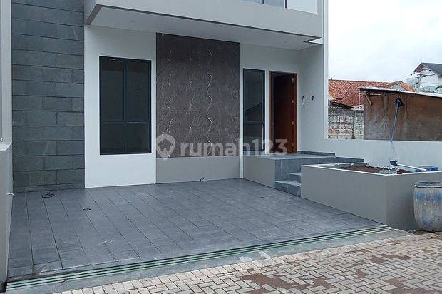 Rumah Baru Cluster Modern Siap Huni Di Budi Luhur Sayap Setraduta