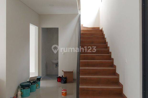 Rumah Baru Cluster Modern Siap Huni Di Budi Luhur Sayap Setraduta