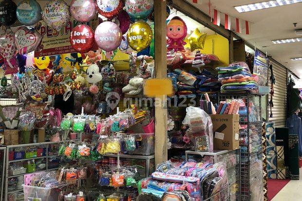 Kios Huk Itc Bsd Lantai Dasar Lokasi Depan Area Lalu Lalang 
