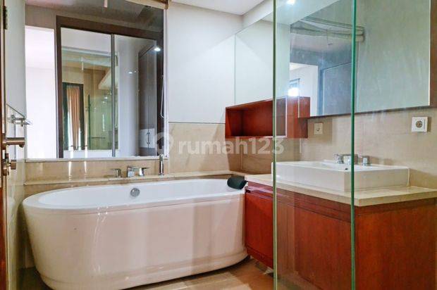 Cluster, 3 Lantai, Spool, Mewah, Semi Furnished SHM di Cipete , Jakarta Selatan