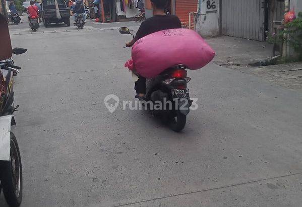 Ruko Pademangan Luas 54m2 Lokasi Bagus, 3.5 Lantai, Strategis.