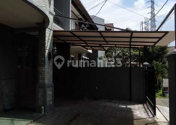 RUMAH LUX KOMPLEK BATUNUNGGAL,BUAHBATU
