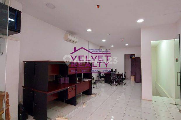 Dijual Ruko Royale Suite 3 Lantai Ukuran 4,5x13,5 Kondisi Bagus vr922 vr922