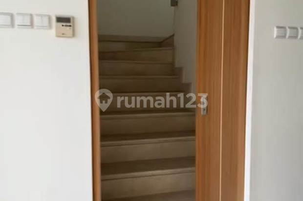 Apartemen The Summit Kelapa Gading, Ls 151m, 2 Bdr, Brandnew