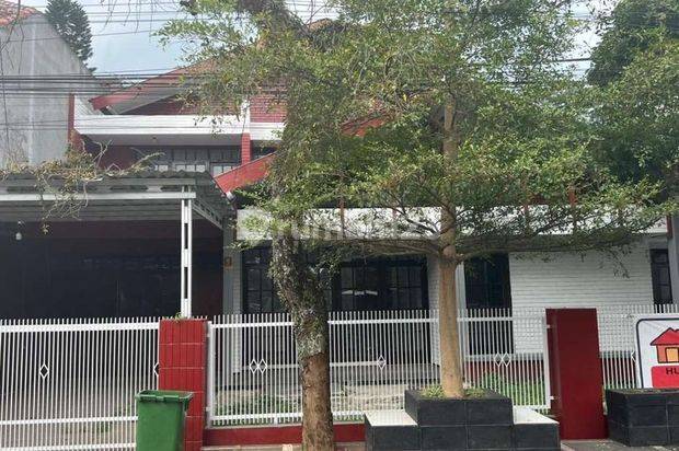 Rumah Luas 2 Lantai, sejuk, siap huni Cikutra