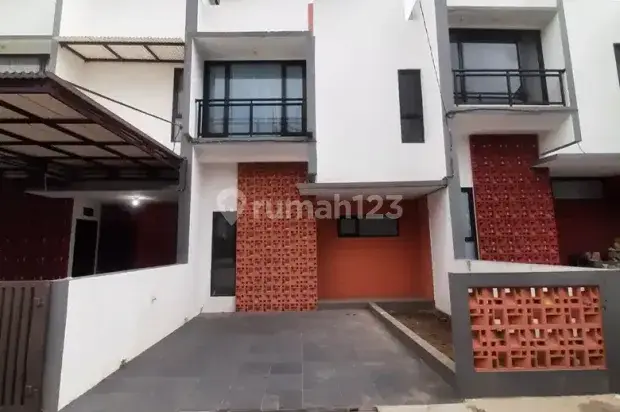 Rumah Cantik Modern Minimalis 2 Lantai,nyaman Siap Huni Arcamanik