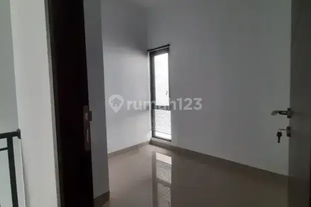Rumah Cantik Modern Minimalis 2 Lantai,nyaman Siap Huni Arcamanik