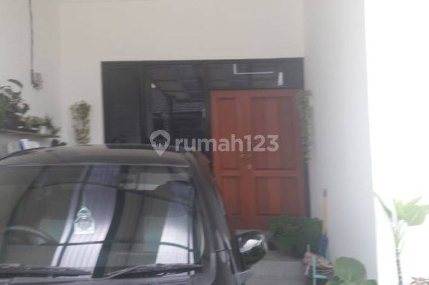 Rumah Cantik , Elegan, Sejuk, Dalam Komplek Siap Huni Cimahi